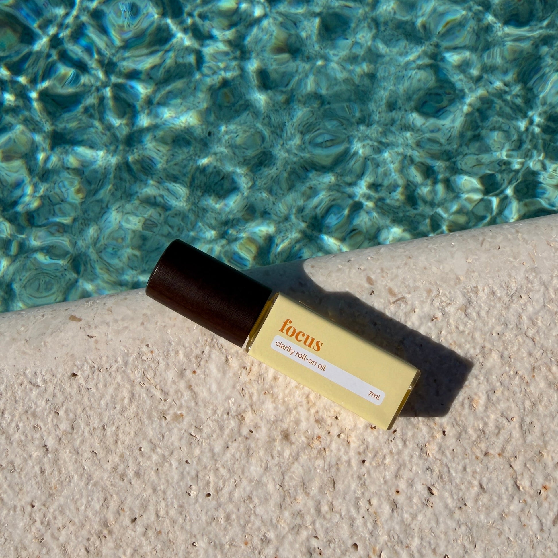 focus roll-on
